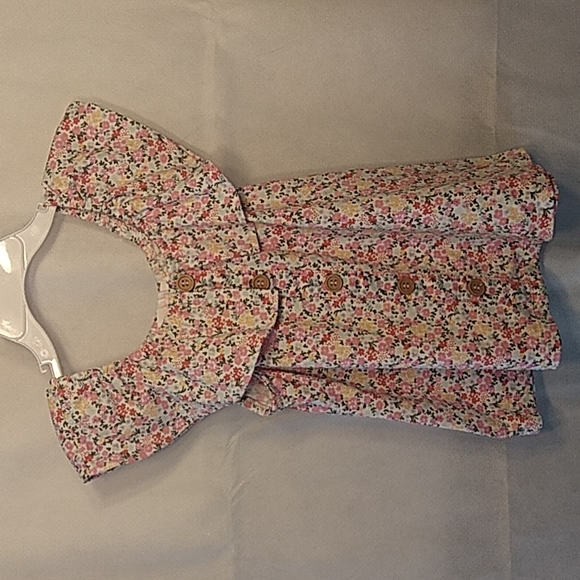 Young hearts floral print with buttons size 6 - Picture 1 of 3